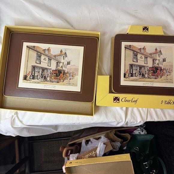 Set of 8 Table Mats Clover Leaf Vintage Warme and Rostbestandige Set - Picture 8 of 12